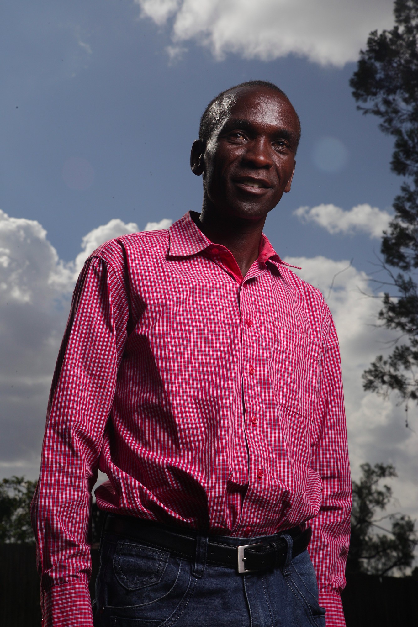 Kenyan runner Eliud Kipchoge has medaled in the 2008 Beijing Olympics and 2004 Athens Olympics.